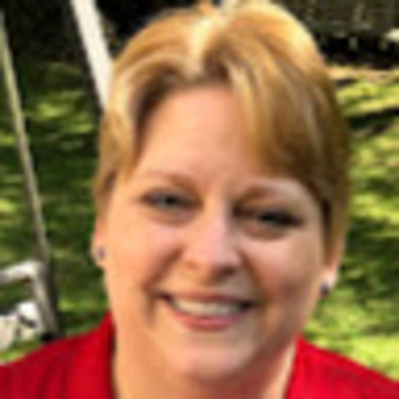 Meet your Posher, Lisa - Picture 1 of 1